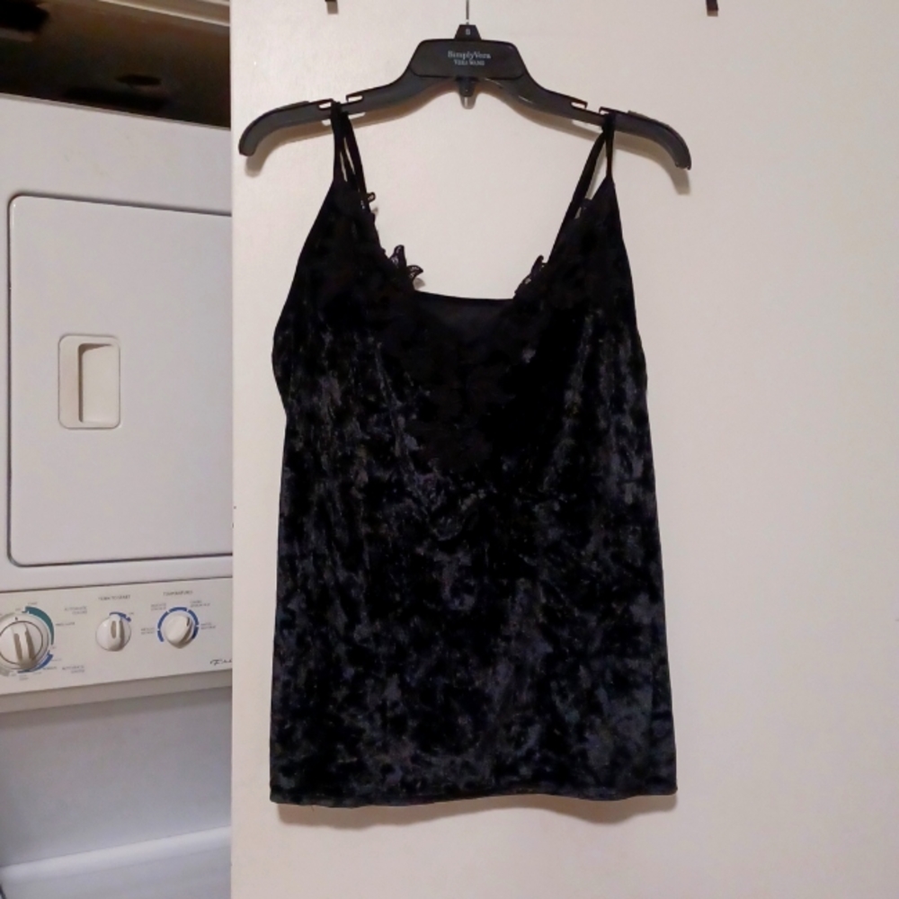 Velvet tank